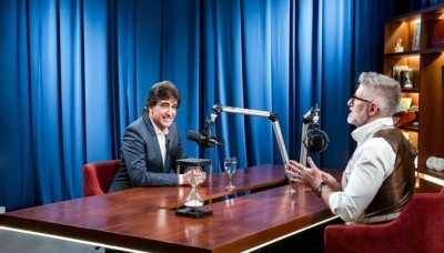 Gebel se reunió con un sector de la CGT, empresarios y un gobernador, pero dilata una definición