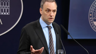 Ahora suena Santilli: Manuel Adorni presentó su renuncia a la Jefatura de Gabinete