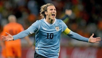 Cambios en la selección de Uruguay: Diego Forlán será el técnico interino