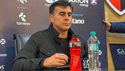 Tras la catástrofe en la Copa Argentina, Independiente despidió a Gustavo Quinteros