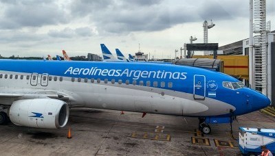 EEUU: Autorizaron embargos por US$390 millones por la expropiación de Aerolíneas Argentinas